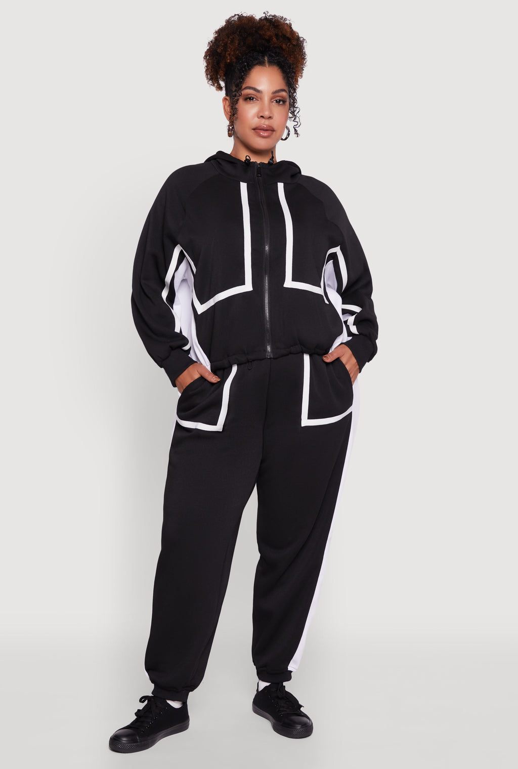 Plus Size Contrast Trim Pocket Joggers with Side Stripes